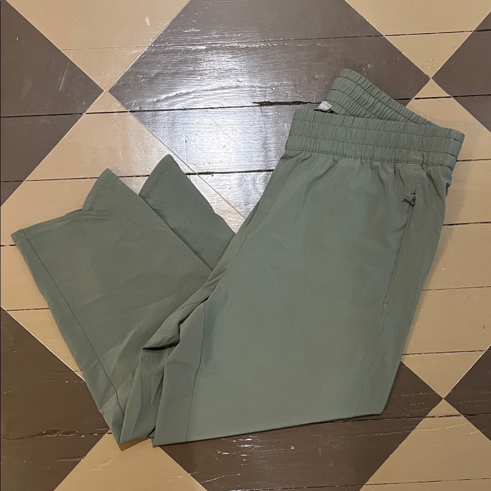 Talbots petite athletic pants